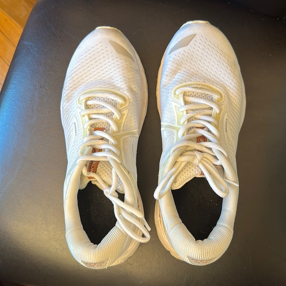 Brooks adrenaline women’s sneakers